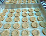 Foto langkah ke 3 dari resep Kue Kacang / Peanut Butter Cookies.