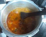 A picture of step 2 of Bottle gourd with chana dal.