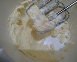 Foto langkah ke 2 dari resep Basque Burnt Cheesecake.