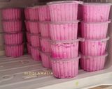 Foto langkah ke 5 dari resep Homemade Dragon Fruit Ice Cream.