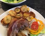 Sült csülök rozmaringos sült burgonyával 🍖🥔 recept fázis 6 fotója
