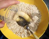 Foto del paso 3 de la receta: Muffins de Avena, Coco, Nueces y Pasas de uva
