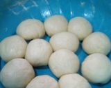 A picture of step 4 of Croissants.