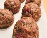 Une image de l'étape 3 de Boulettes de viande à la grecque.