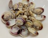 Foto del paso 3 de la receta: Lomos de merluza con almejas (económica)