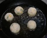 A picture of step 6 of Potato cheese balls.