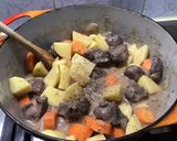 Une image de l'étape 17 de Sauté de sanglier aux pommes de terre et carottes.