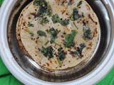 જુવાર ની રોટલી (Sorghum Roti recipe in Gujarati)