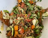 A picture of step 4 of Grilled chicken and green lentil salad.