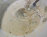 Foto del paso 2 de la receta: Crepes rellenos de repollo y langostinos con bechamel de queso
