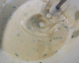 Foto del paso 2 de la receta: Crepes rellenos de repollo y langostinos con bechamel de queso