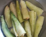 A picture of step 1 of Tomato Karela.
