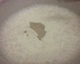 A picture of step 3 of Mushroom mattar curry with coconut flavour.