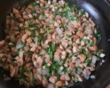 Foto del paso 3 de la receta: Champiñones al epazote