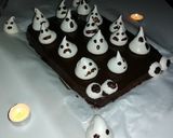 Foto do passo 4 de Bolo de Chocolate com Fantasmas - #Halloween