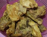 Foto langkah ke 2 dari resep Ayam Kampung Ungkep Bumbu Kuning.
