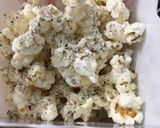A picture of step 1 of Italian popcorn seasoning mix.