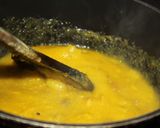 A picture of step 3 of Suji Mango Halwa Dessert.