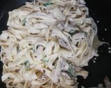 A picture of step 12 of Chicken alfredo.