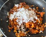 A picture of step 3 of Prawns Ball Puttu.