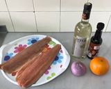 Foto del paso 1 de la receta: Salmón en salsa de naranja