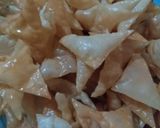 Foto langkah ke 2 dari resep Sambal Goreng Pangsit.