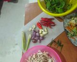 Foto langkah ke 2 dari resep Ayam Suwir Kemangi.