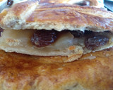 Foto del paso 6 de la receta: Empanada de manzana y pasas