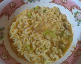 Foto langkah ke 3 dari resep Omelet Indomie.