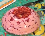 Foto del paso 10 de la receta: Gelatina de fresa con tres leches