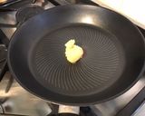 Une image de l'étape 4 de Saucisses fumées à la compotée d oignons et poivrons verts,citrons confits aux épices indiennes.