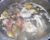 A picture of step 1 of Lahori bong paye.