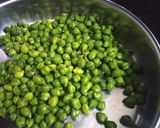 A picture of step 1 of Hare chole ki sabji.
