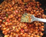 A picture of step 3 of Chana Masala.