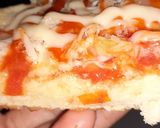 Foto langkah ke 6 dari resep Pizza teflon mudah.