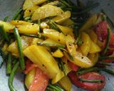 সর্ষে দিয়ে সজনের ডাঁটা আলুর ভর্তা (sorshe diye sajne data aloo r bhorta recipe in Bengali) রেসিপির ধাপ 3 ছবি