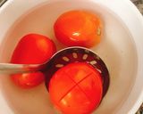 Hình bước làm 1 của món Bò viên sốt cà chua, ăn với mì ý (Meatballs in tomato sauce)