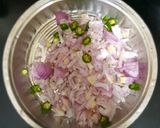 A picture of step 1 of Paneer bhurji.
