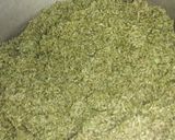Foto langkah ke 4 dari resep Tapai Gambut (tapai ketan daun katuk bubuk).