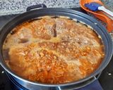 Foto del paso 2 de la receta: Tortilla de patata guisada y rellena