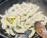 Foto del paso 3 de la receta: Noodles de arroz con pollo y zanahorias 🥕 🐣 🥕 🐣 🌾