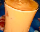 A picture of step 2 of Papaya shake.