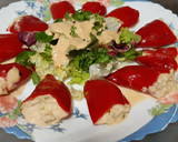Foto del paso 3 de la receta: Piquillos rellenos con ensalada