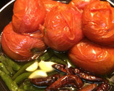 Foto del paso 2 de la receta: Costillas de cerdo con nopales
