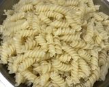 A picture of step 1 of Red Sauce Pasta.