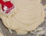 A picture of step 4 of Orange Creamsicle Bars.
