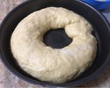 Foto del paso 7 de la receta: Rosca rellena de pastelera