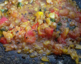 A picture of step 3 of Kanda poha.