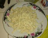 A picture of step 6 of Spaghetti with Chicken and Cream.