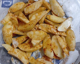 Foto del paso 2 de la receta: Dorada asada al horno con patatas sabrosas